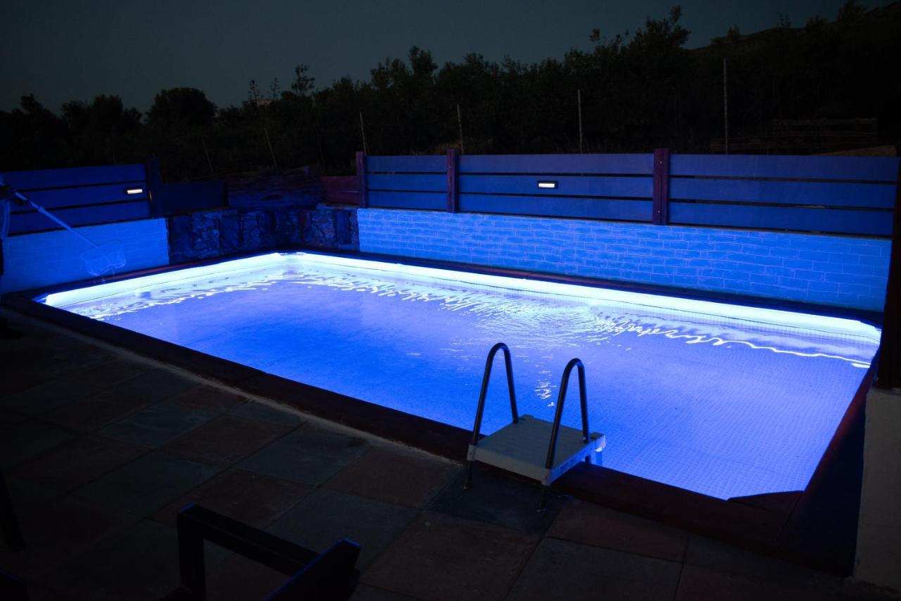 Haritos Holidays Home Pombia Exterior foto